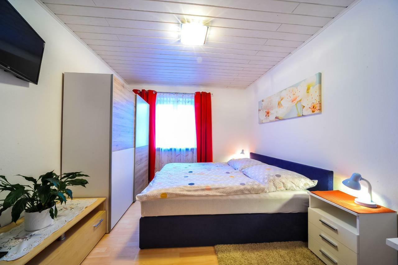 Privatzimmer Haus Erika Sankt Peter-Freienstein Pokój zdjęcie